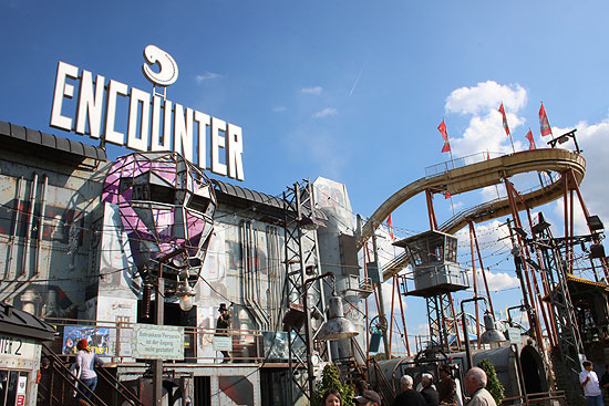 Encounter auf dem Oktoberfest 2017 neben der Wildwasserbahn von Löwenthal (©Foto: Martin Schmitz)